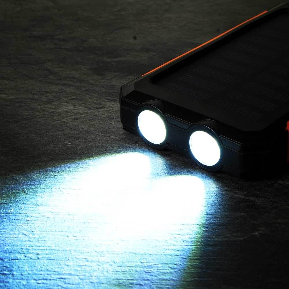 hordozható napelemes töltő LED lámpával