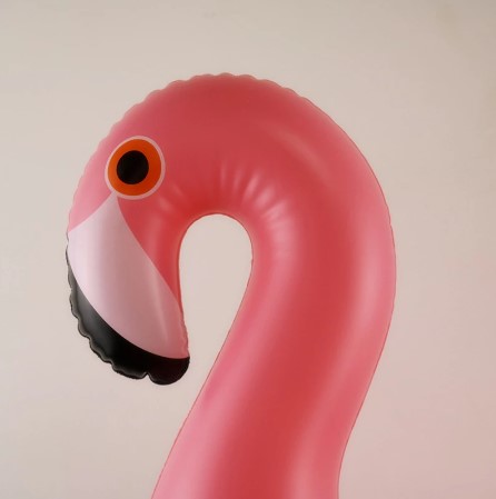 Felfújható medence flamingó alakú csészékhez