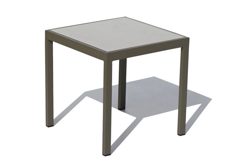 Kis, praktikus alumínium terasz asztal Luxurio Damian minimalista dizájnnal