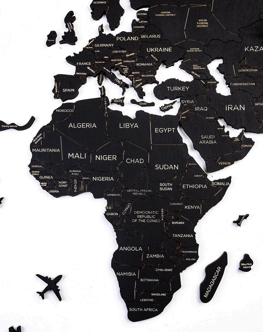 fa térkép a kontinensek falán fekete színű