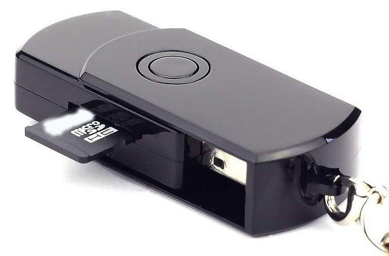 USB rejtett kémkulcsos kamera SD/TF kártya támogatással akár 32 GB-ig